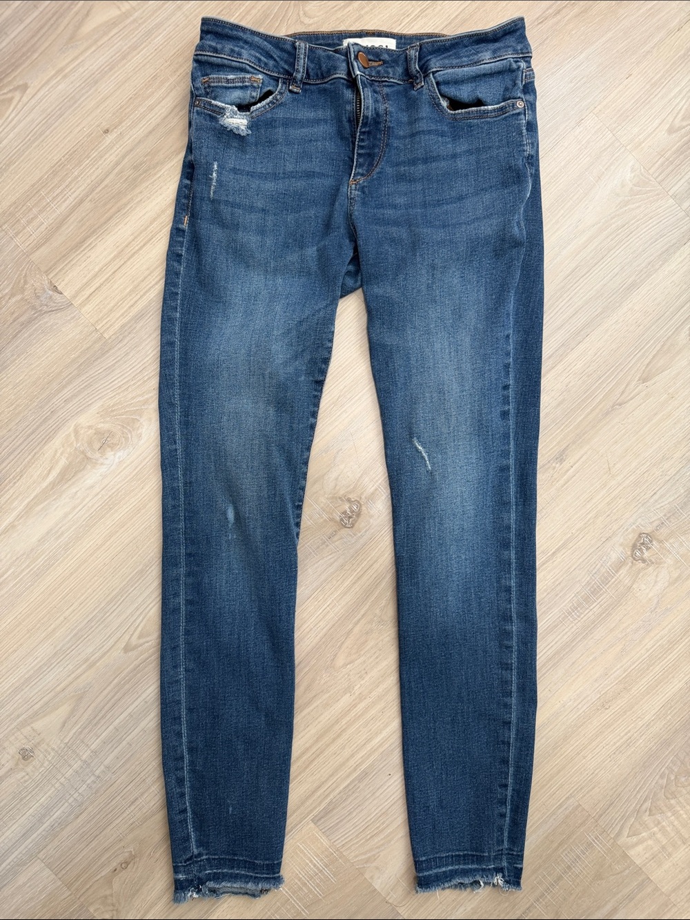 DL1961 Florence Intasculpt Skinny Hughes Denim Jeans.  Sz 27